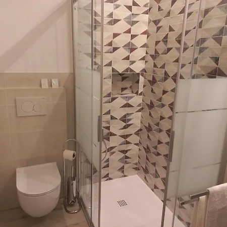 Lux 3*