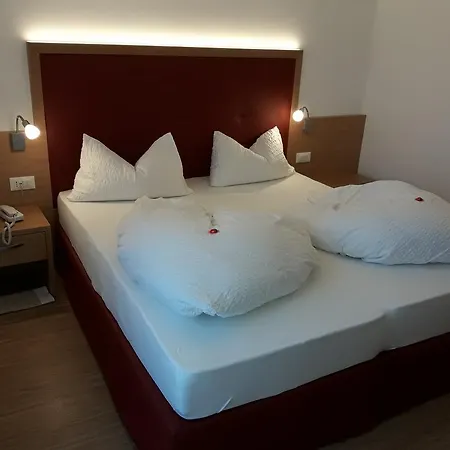 Lux