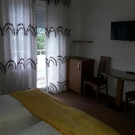 Hotel Lux 3*