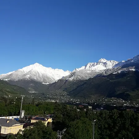 Lux Meran