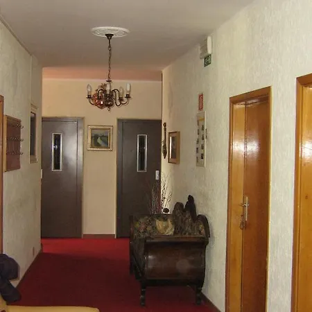 Lux Hotel