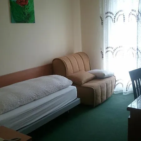 Lux Hotel 3*