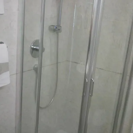 Hotel Lux 3*